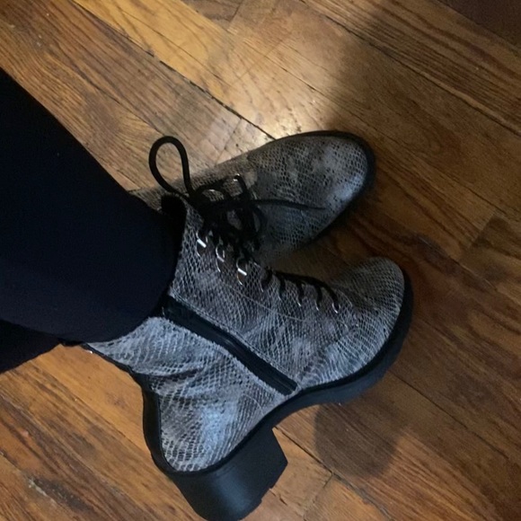 Super Cute Chunky Heeled Python Patterned Bootie! - Picture 6 of 7